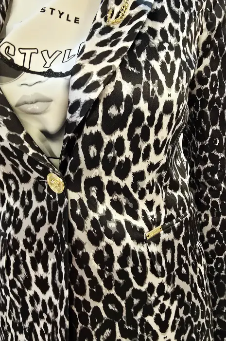 Елегантно леопардово сако