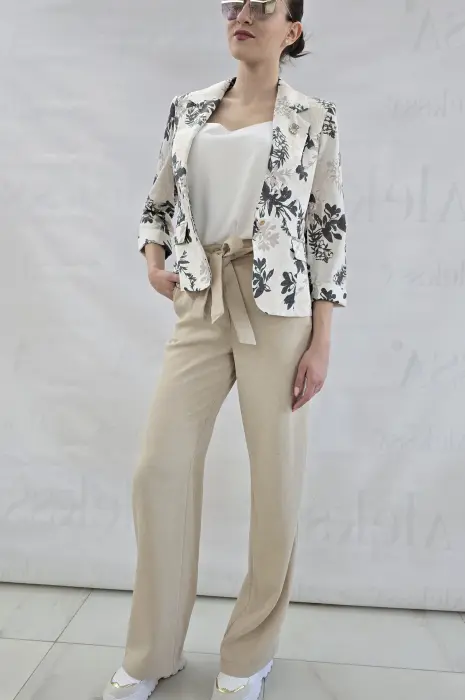 Дамско бежово сако - 852 - Дамско бежово сако - 852