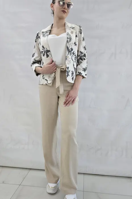 Дамско бежово сако - 854 - Дамско бежово сако - 854