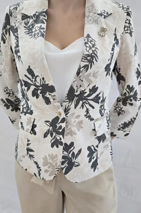 Дамско бежово сако - 855 - Дамско бежово сако - 855